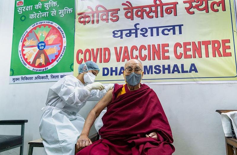 Dalai Lama s-a vaccinat anti-Covid, Foto: AFP / AFP / Profimedia