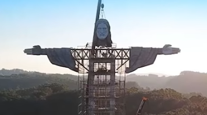 statuia Isus Protectorul, Foto: Captura YouTube