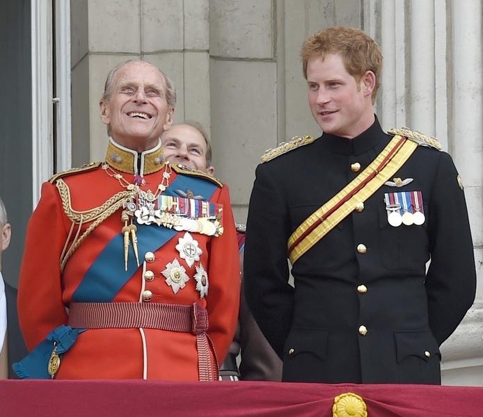 Printul Philip si printul Harry, Foto: TONY CLARK / BACKGRID / Backgrid UK / Profimedia