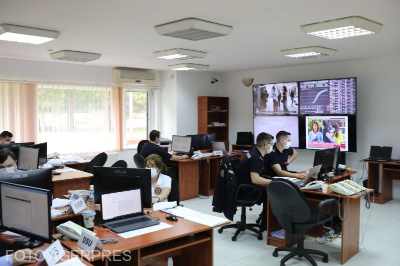 Centrul national de coordonare si conducere a interventiei de la Ciolpani, Foto: Agerpres
