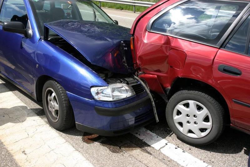 Accident auto, Foto: Exinocactus, Dreamstime.com