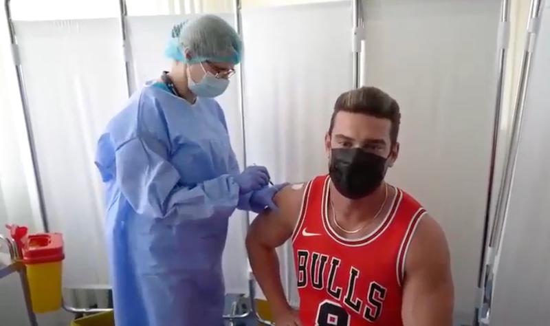 Dorian Popa s-a vaccinat, Foto: Captura