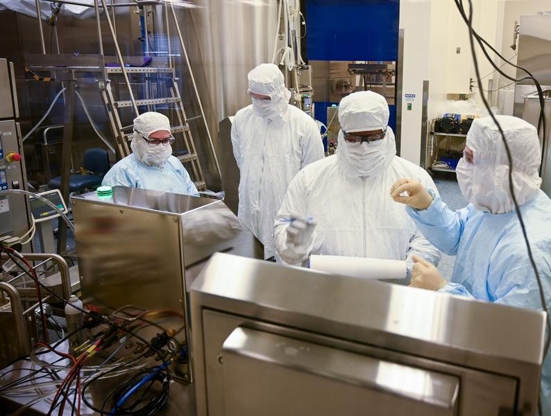 Fabrica de vaccinuri Emergent BioSolutions, Foto: Jerry Jackson/Baltimore Sun / Zuma Press / Profimedia