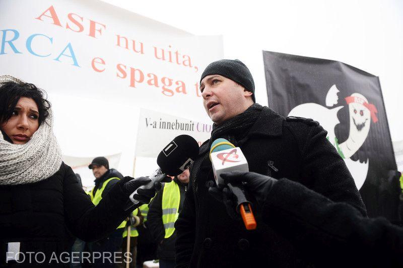 Cristian Muntean, când protesta în 2014 împotriva ASF, Foto: AGERPRES
