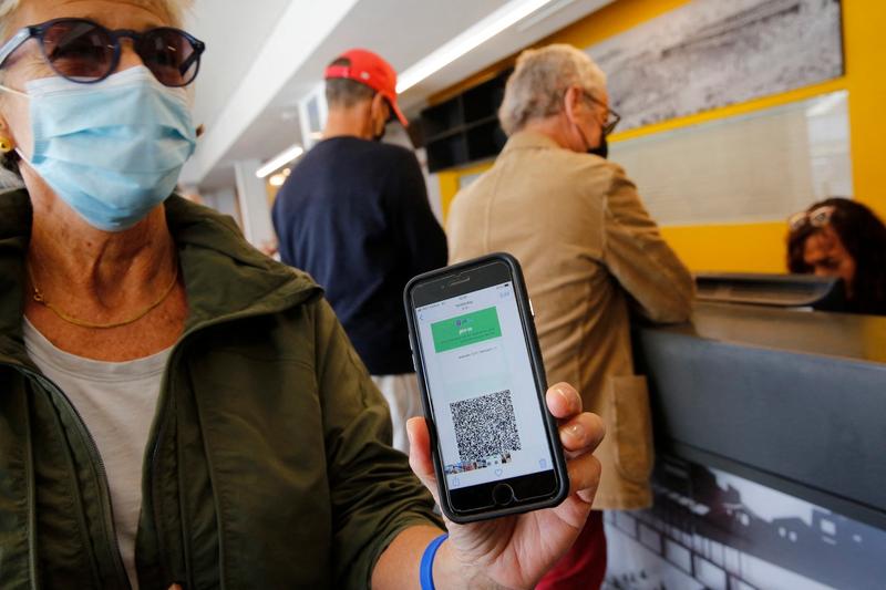 Pasaport verde Covid, Foto: GIL COHEN-MAGEN / AFP / Profimedia