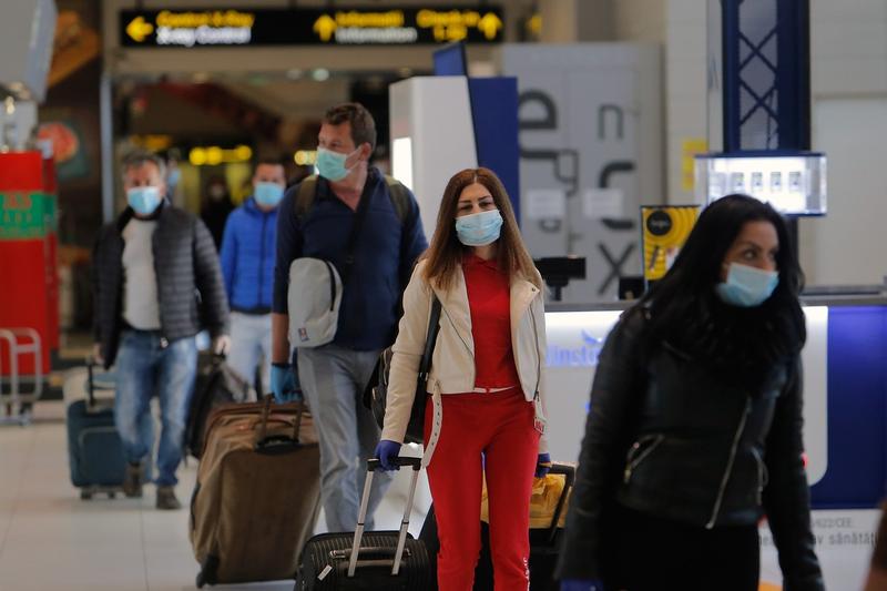 Calatori sositi pe Aeroportul Otopeni, Foto: Xinhua/Avalon.red / Avalon Editorial / Profimedia