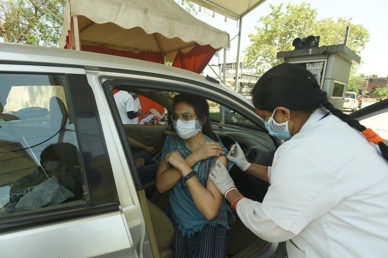 ​Vaccinare anti-Covid in India, Foto: Sunil Ghosh/Hindustan Times / Shutterstock Editorial / Profimedia