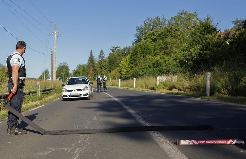 Fostul militar francez Terry Dupin a fost neutralizat luni dup 36 de ore de cautari, Foto: Thibaud Moritz / AFP / Profimedia Images