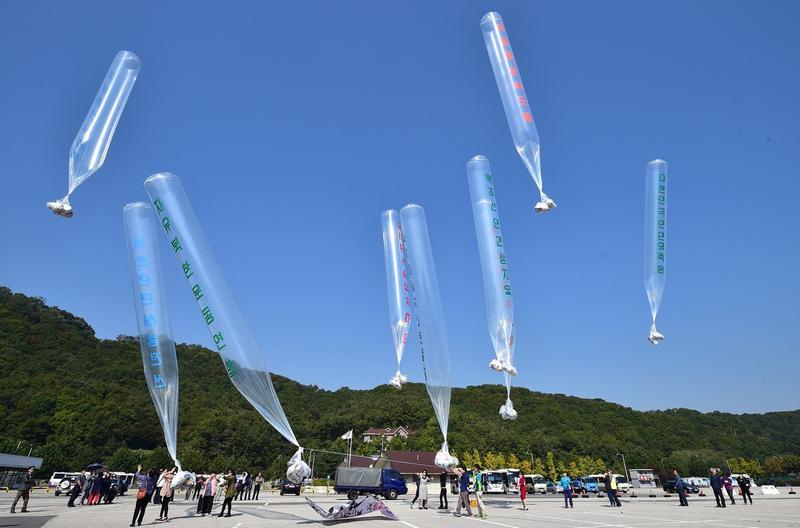 Baloane trimise in Coreea de Nord, Foto: Jung Yeon-je/ AFP / Profimedia Images