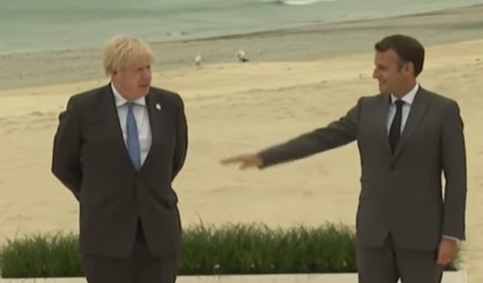 Boris Johnson si Emmanuel Macron, Foto: Captura YouTube