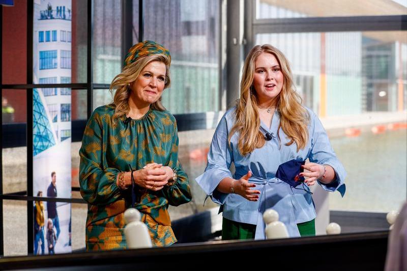 Printesa Amalia a Olandei alaturi de regina Maxima, Foto: Shutterstock Editorial / Profimedia Images