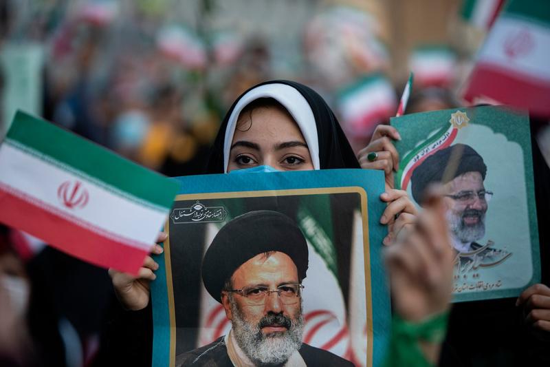 Alegerea lui Ebrahim Raisi, sarbatorita in Iran, Foto: Ahmad Halabisaz / Xinhua News / Profimedia