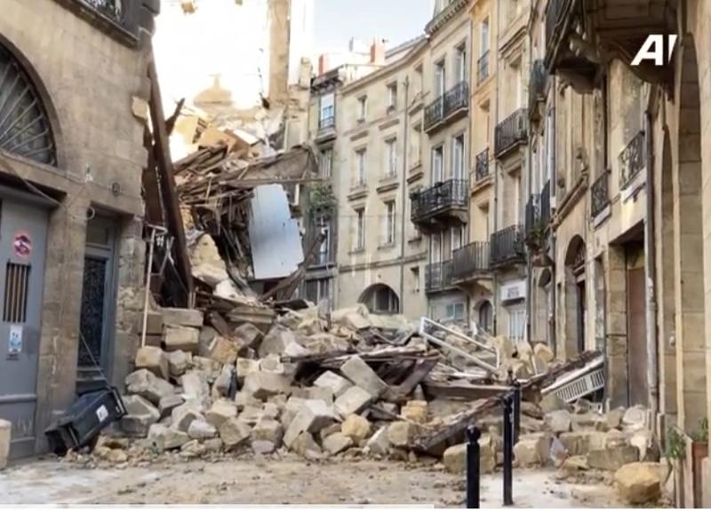 Doua imobile se prabusesc in Bordeaux (captura de ecran), Foto: Hotnews