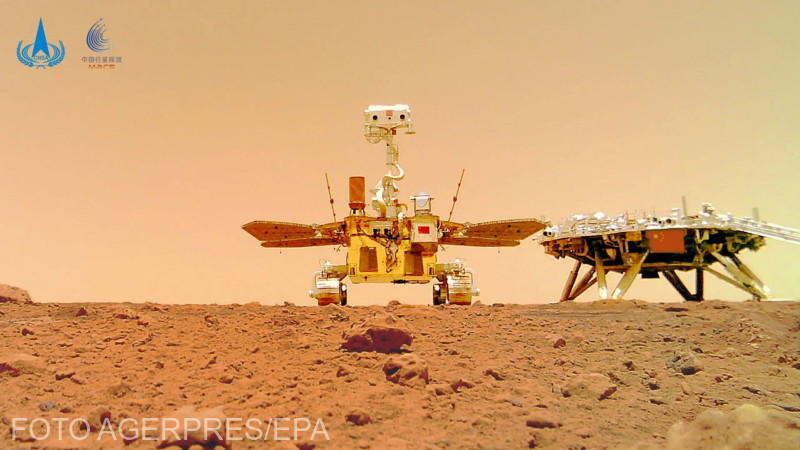 Rover-un chinez Zhurong si platforma sa, Foto: Agerpres/Xinhua