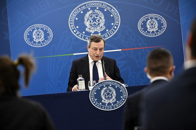 Crisi politica in Italia: dimissioni del presidente del Consiglio Mario Draghi / Il presidente Sergio Mattarella non ha accettato le sue dimissioni – AGGIORNATO