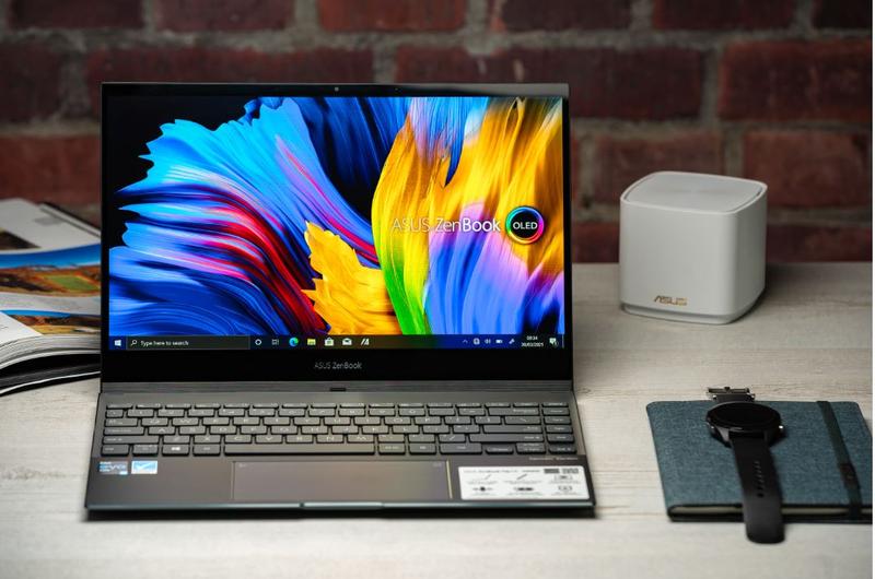 Zenbook Flip 12 OLED, Foto: Asus