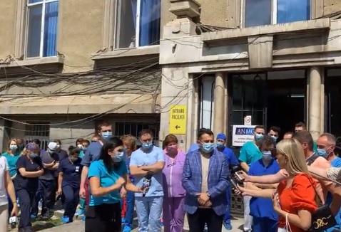 Protest la Institutul de Transplant din Cluj, Foto: Captura video