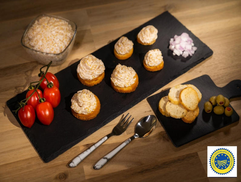 Salata de icre de stiuca pe paine, Foto: Ministerul Agriculturii