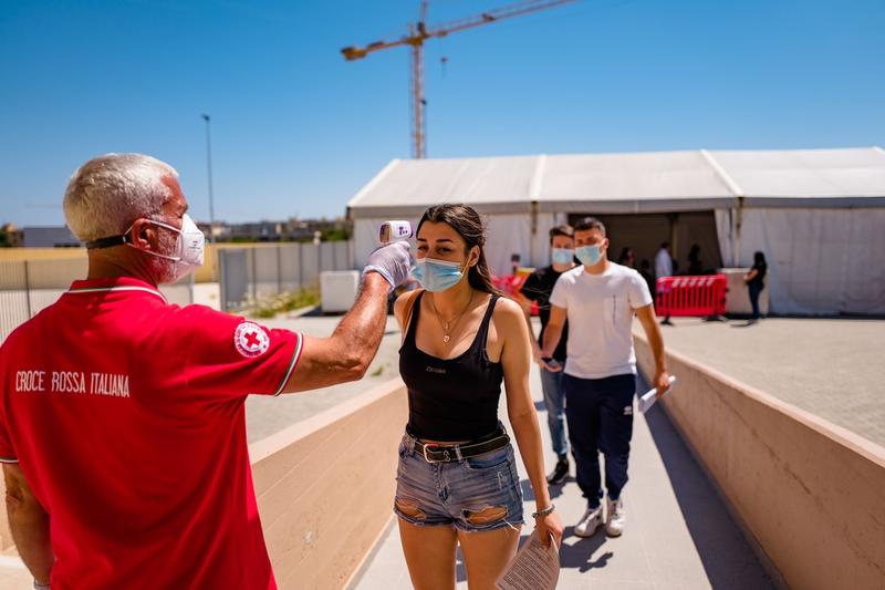 Vaccinare coronavirus Italia, Foto: Davide Pischettola/NurPhoto / Shutterstock Editorial / Profimedia