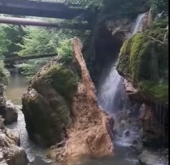 Cascada Bigăr s-a prabusit, Foto: Captura video