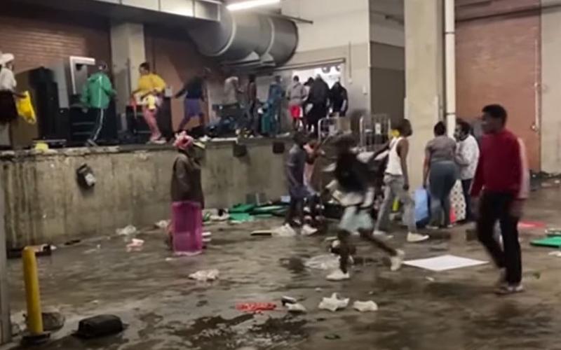 Jafuri si violenta in Africa de Sud, Foto: dwell.com