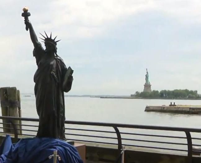 Statuia Libertatii, la scara mai mica, Foto: youtube.com
