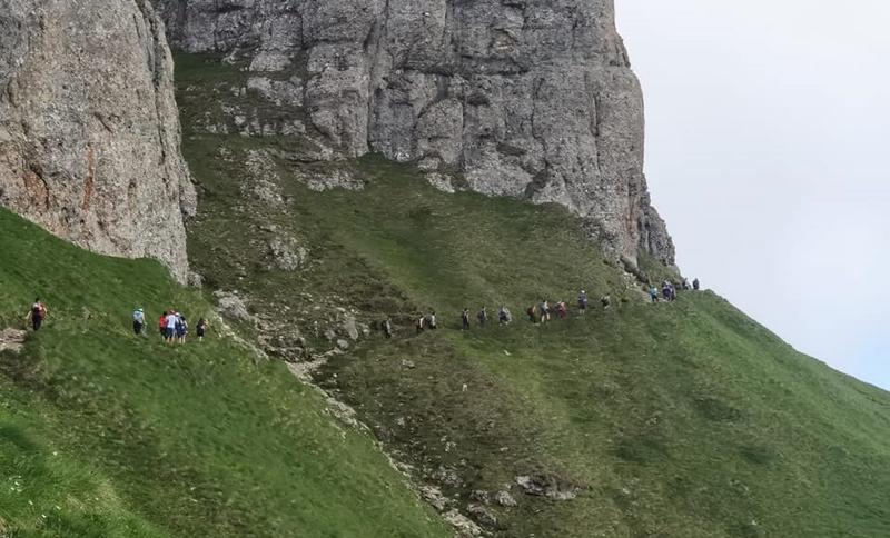 Turisti pe munte, Foto: Facebook/ Salvamont Busteni