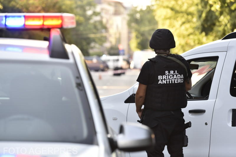 Brigada antitero SRI, Foto: Agerpres