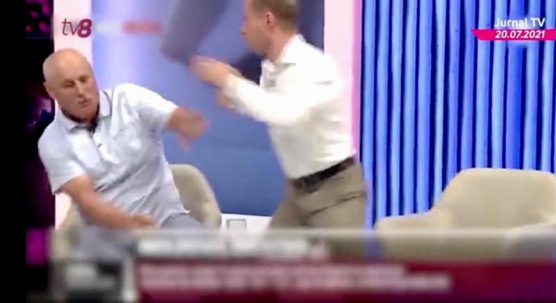 bataie in direct intre doi politicieni din R Moldova, in timpul unei emisiuni, Foto: Captura