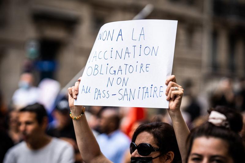 Protest anti-vaccinare in Franta, Foto: Xose Bouzas / AFP / Profimedia