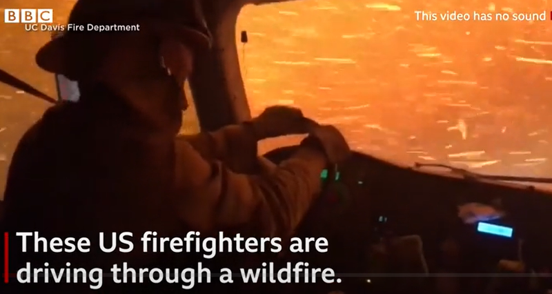 masina de pompieri in mijlocul incendiilor de vegetatie din SUA, Foto: Captura video