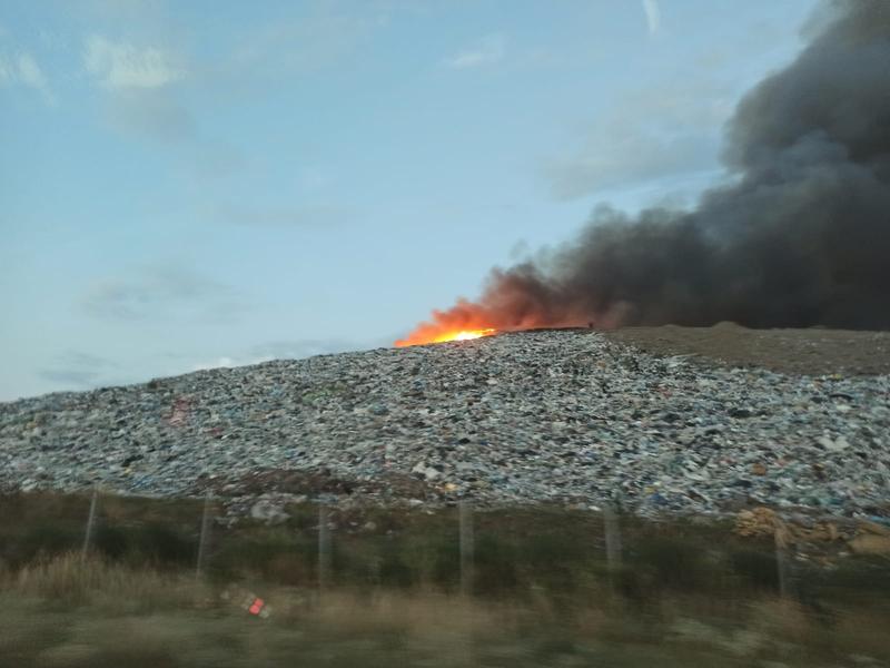 Incendiu la groapa de gunoi Arad, Foto: ISU Arad