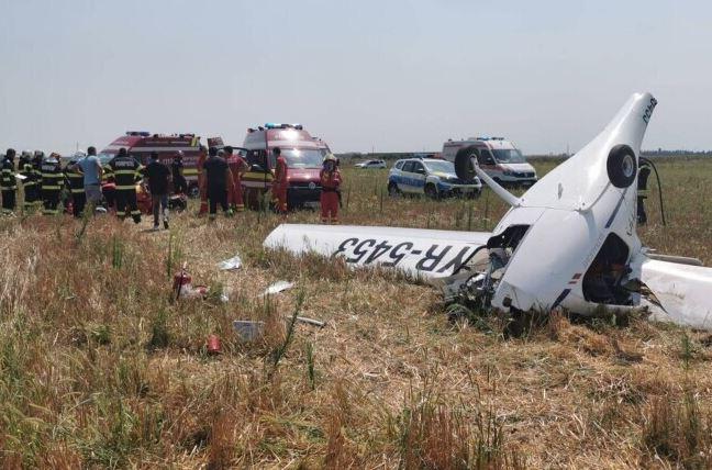 Avion prabusit langa Chitila, Foto: ISU Bucuresti-Ilfov