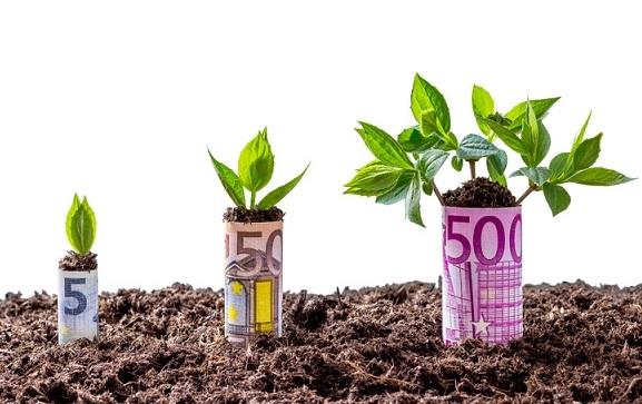 Fonduri, Foto: Dreamstime.com