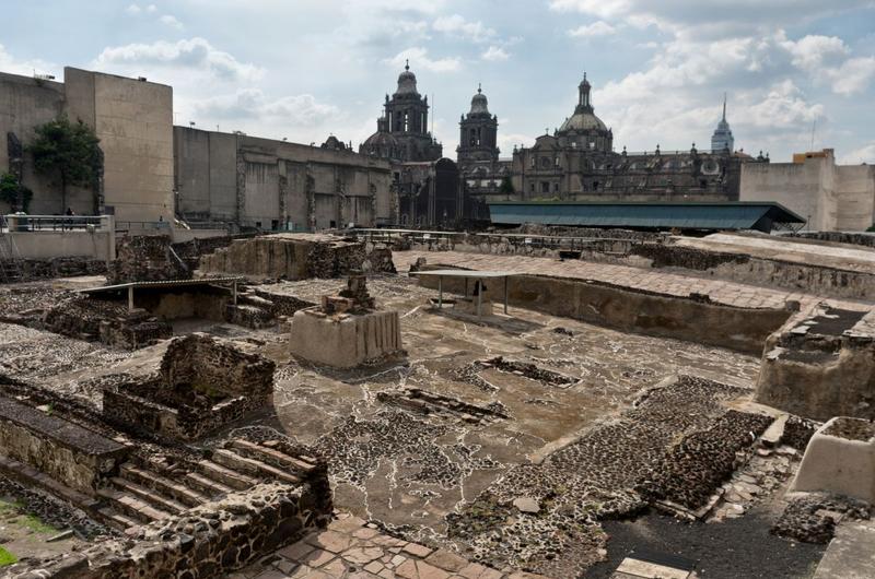 Ruinele Templo Mayor din fosta capitală Tenochtitlan, Mexico City, Foto: Byelikova, Dreamstime.com