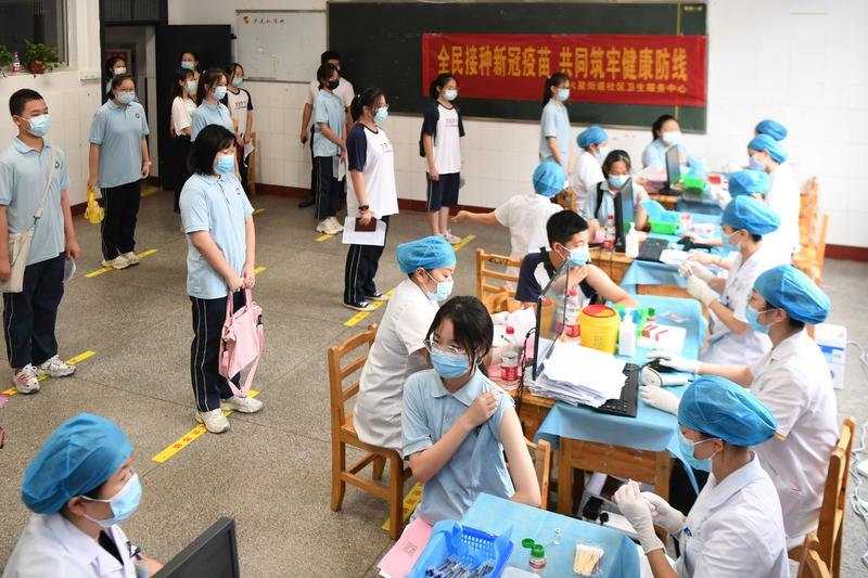 Vaccinare contra covid in provincia Hunan din China, Foto: Xue Yuge / Xinhua News / Profimedia