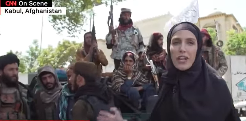 Jurnalista CNN de vorba cu talibanii, Foto: Captura video