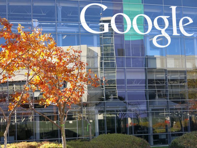 Google, Foto: Serban Enache, Dreamstime.com