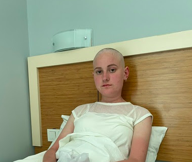 Ajutor pentru Ecaterina Voronă, o tânără de numai 20 de ani care se luptă cu cancerul, Foto: Hotnews