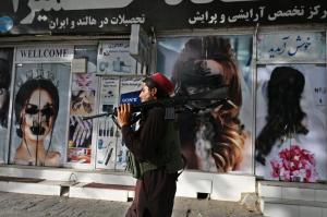 Luptator taliban pe strazile din Kabul, Foto: Wakil Kohsar / AFP / Profimedia