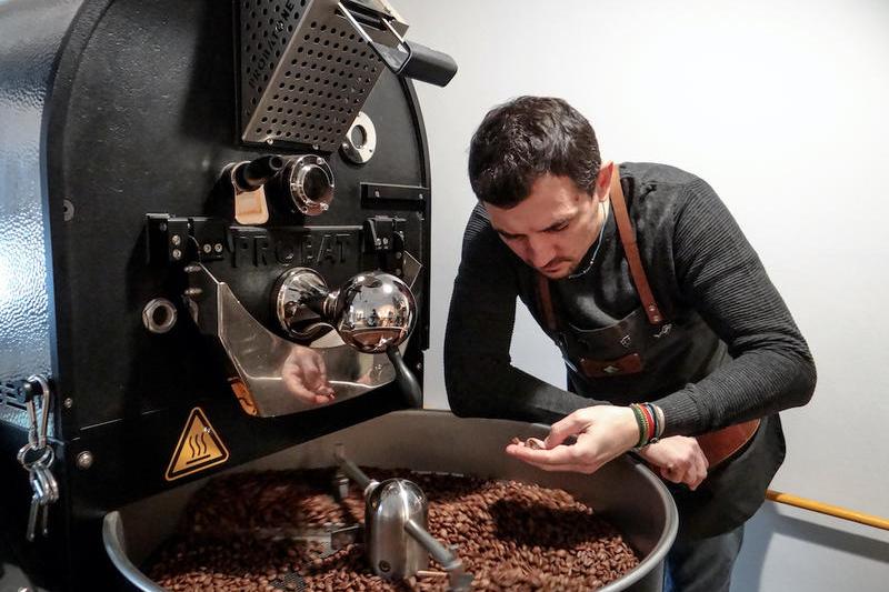 Bogdan Georgescu, vicecampion mondial la prajit cafea, Foto: Arhiva personala