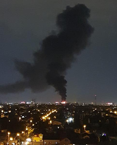 Incendiu in zona de nord a Bucurestiului, strada Parcului, Sector 1, Foto: Facebook/ Fistac Valentina