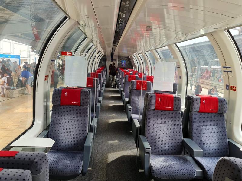 Vagon panoramic elvetian in Connecting Europe Express, Foto: Vlad Barza / HotNews.ro
