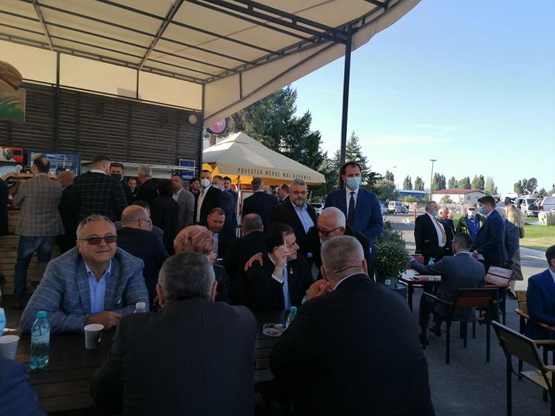 Orban a ajuns primul la Romexpo, la Congresul Romexpo, Foto: Hotnews