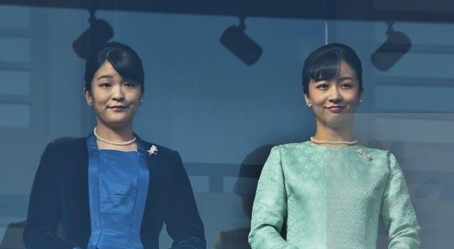 Printesele Mako (stanga) și Kako (dreapta), fiicele printului Akishino, Foto: Hotnews