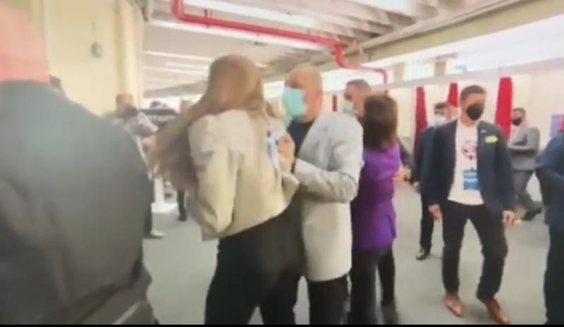 Jurnalista bruscată la Congresul PNL, Foto: Captura video