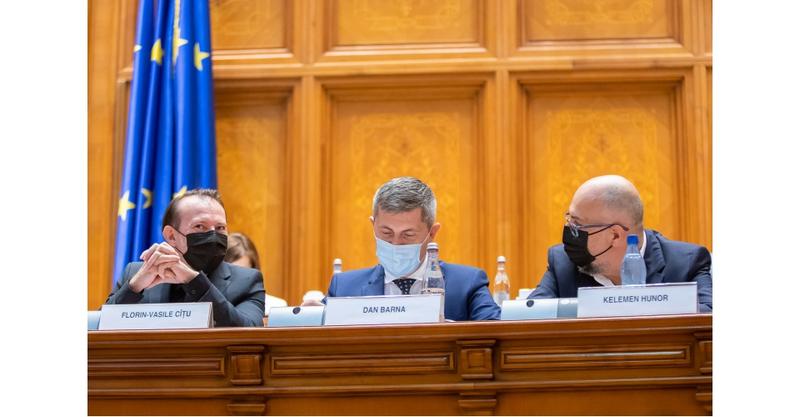 Citu si Barna in Parlament, Foto: Guvernul Romaniei