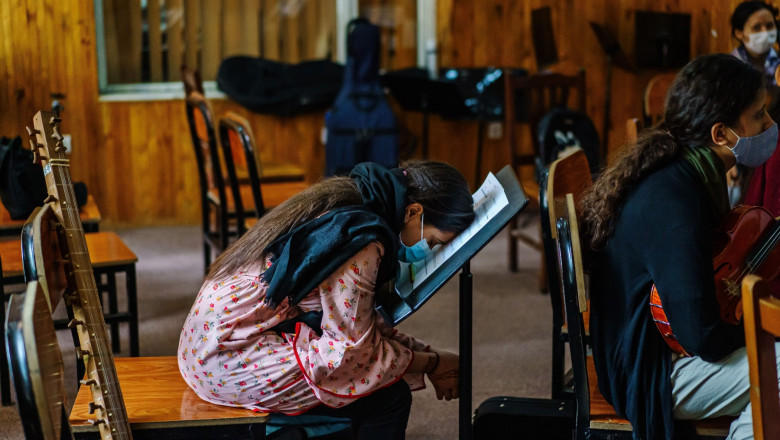 In Kabul a fost înființată o orchestră exclusiv feminină care cânta în țară și în străinătate., Foto: Profimedia Images