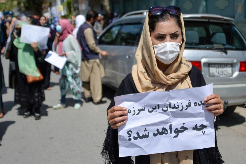 Proteste impotriva talibanilor in Kabul, Foto: HOSHANG HASHIMI / AFP / Profimedia