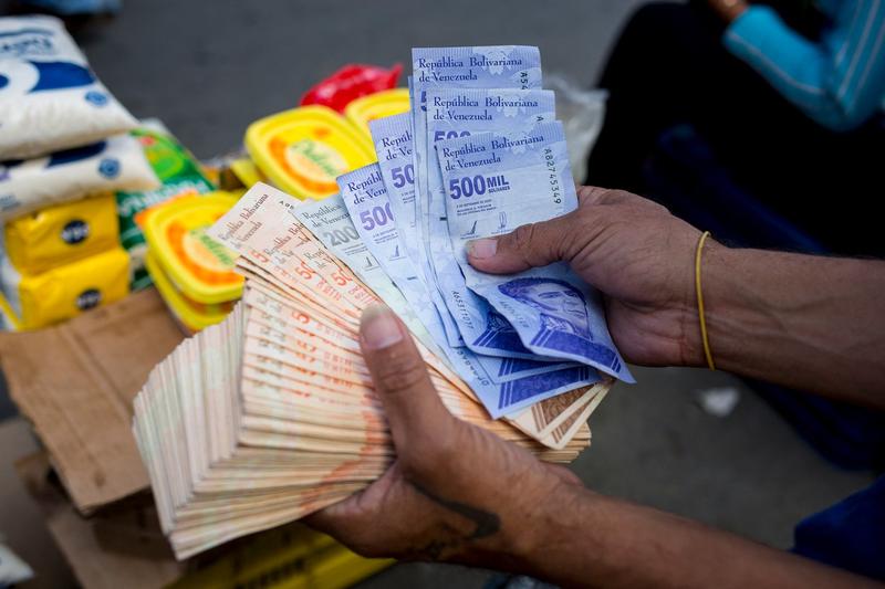 Bolivarul, moneda nationala a Venezuelei, Foto: Pedro Rances Mattey / AFP / Profimedia Images